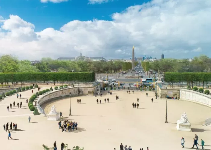 Square in front of the Louvre